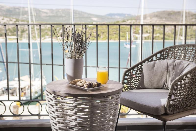 Argostoli Marina Suites Extérieur photo