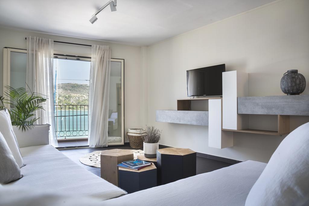 Argostoli Marina Suites Extérieur photo